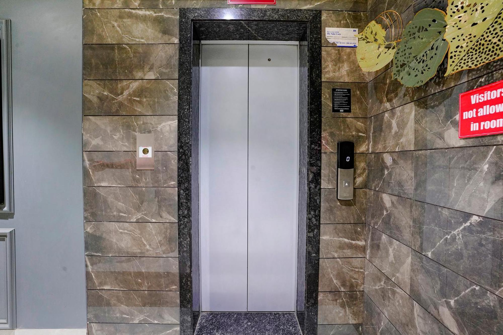 Fabhotel Prime Hangout - Narhe Yerandwane Екстериор снимка